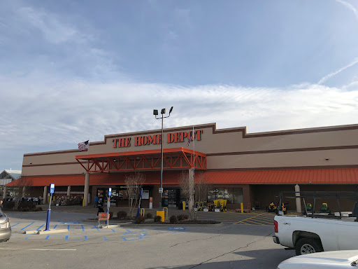 Shopping Mall «Conway Commons Shopping Center», reviews and photos, 310 Conway Blvd, Conway, AR 72034, USA