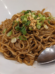 Photo n°21 de Lao Chaleune 亮亮 à Paris ()