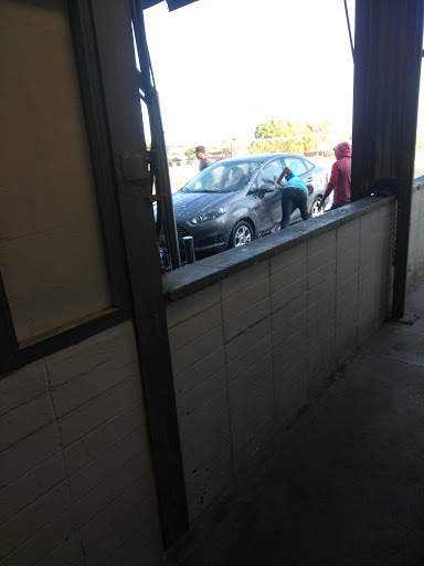 Car Wash «Corona Car Wash & Car Detailing», reviews and photos, 1401 W 6th St, Corona, CA 92882, USA