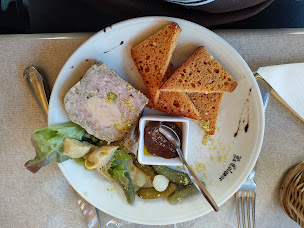 Photo n°19 de Restaurant La Colonne à Villefranche-sur-Saône ()