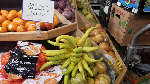 Grocery Store «New Seasons Market Hawthorne», reviews and photos, 4034 SE Hawthorne Blvd, Portland, OR 97214, USA