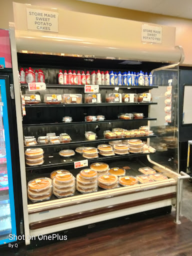 Shopping Mall «Penrose Plaza Shopping Center», reviews and photos, 2900 Island Ave, Philadelphia, PA 19153, USA