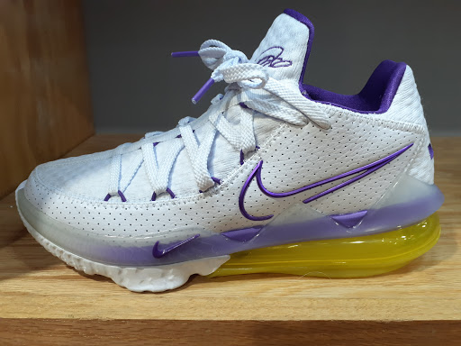 Shoe Store «Shiekh Shoes», reviews and photos, 7215 Stockton Blvd, Sacramento, CA 95823, USA