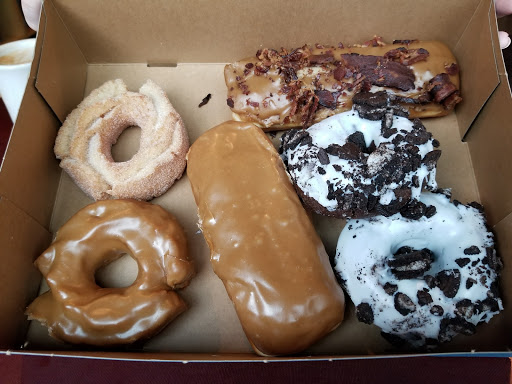 Donut Shop «Top Pot Doughnuts», reviews and photos, 10600 NE 9th Pl, Bellevue, WA 98004, USA