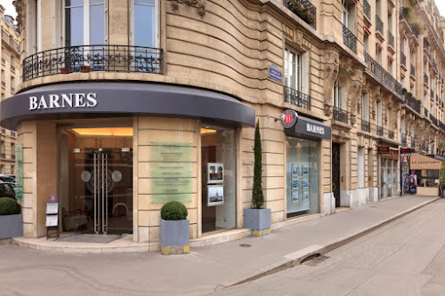 Agence immobilière BARNES Champ-de-Mars Paris