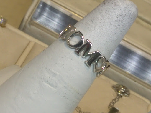 Jewelry Store «D Master Jeweler», reviews and photos, 4520 Texoma Pkwy suite J, Sherman, TX 75090, USA