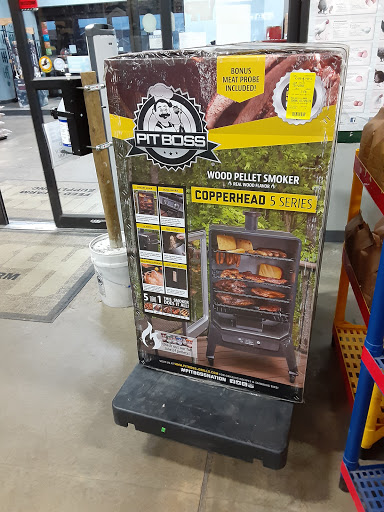 Farm Equipment Supplier «Hirsch Feed & Farm Supply», reviews and photos, 789 Worley Dr, West Plains, MO 65775, USA