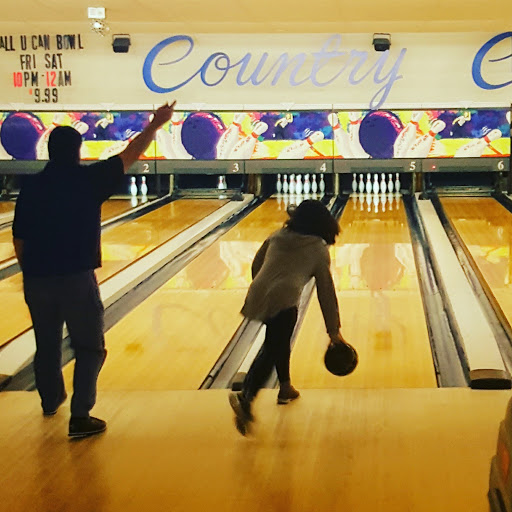 Bowling Alley «Country Club Lanes», reviews and photos, 5601 Manitou Rd, Excelsior, MN 55331, USA