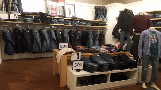 Clothing Store «Gap», reviews and photos, 6699 N Landmark Dr, Park City, UT 84098, USA