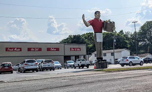 Grocery Store «Metropolis Big Johns Super Str», reviews and photos, 1200 E 5th St, Metropolis, IL 62960, USA