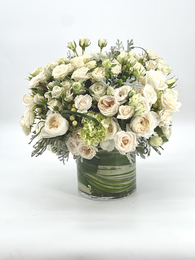 Florist «Lake O. Floral», reviews and photos, 397 N State St, Lake Oswego, OR 97034, USA