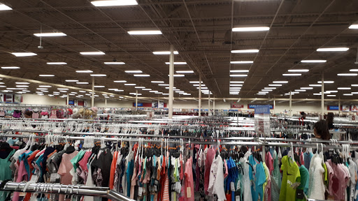 Clothing Store «Burlington Coat Factory», reviews and photos, 8204 S Orange Blossom Trail, Orlando, FL 32809, USA