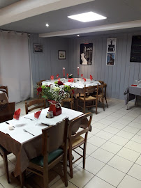 Atmosphère du Restaurant Le Lusitalien à Chaintreaux - n°13