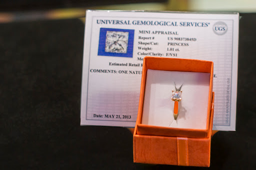 Pawn Shop «Oro Express Mesa Pawn & Gold», reviews and photos, 421 E Broadway Rd, Mesa, AZ 85204, USA