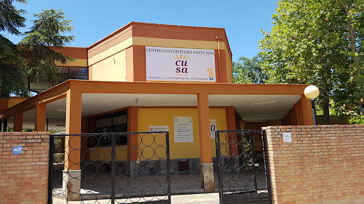 Centro Universitario Santa Ana en Almendralejo