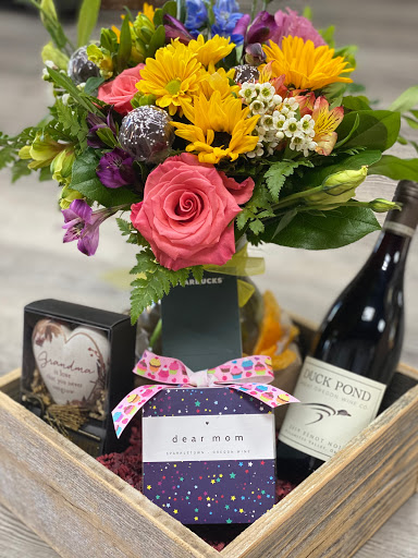 Florist «Wishing Well Floral», reviews and photos, 5656 Hood St #108, West Linn, OR 97068, USA