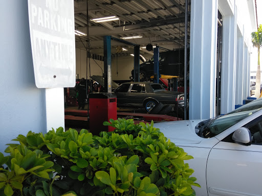 Tire Shop «St. Lucie Battery & Tire», reviews and photos, 317 Orange Ave, Fort Pierce, FL 34950, USA