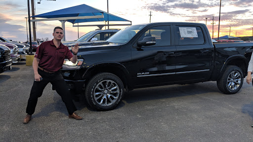 Car Dealer «San Marcos Chrysler Dodge Jeep Ram», reviews and photos, 2990 S Interstate Hwy 35, San Marcos, TX 78666, USA
