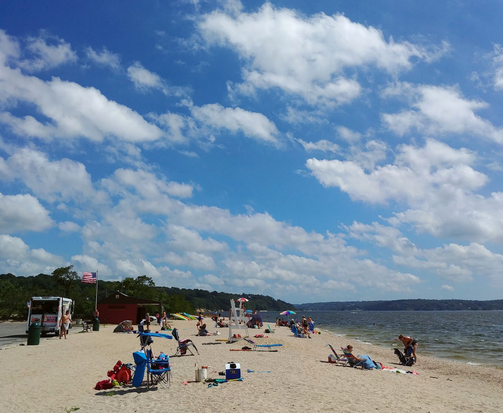 West Neck Beach'in fotoğrafı çok temiz temizlik seviyesi ile