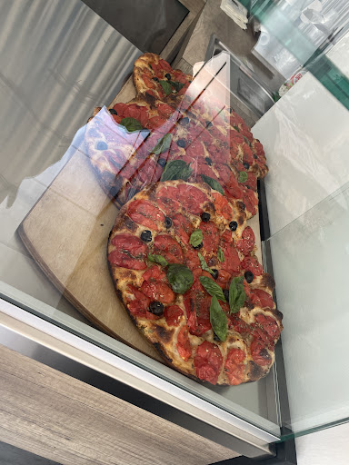 Da Raffaele Pizza al Taglio - Aperto a Pranzo e Cena in Mercogliano, Provincia di Avellino