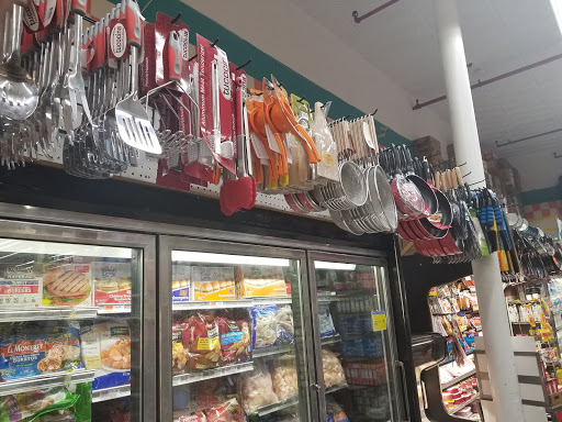 Grocery Store «C-Town Supermarkets», reviews and photos, 538 Main St, New Rochelle, NY 10801, USA