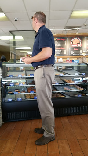 Donut Shop «Good Things Donuts», reviews and photos, 625 Eglin Pkwy NE, Fort Walton Beach, FL 32547, USA