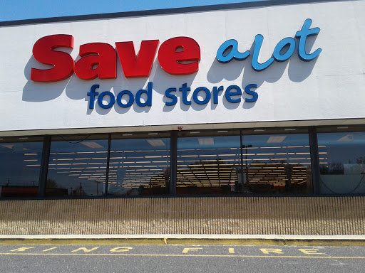 Grocery Store «Save-A-Lot», reviews and photos, 235 S Broadway, Pennsville, NJ 08070, USA