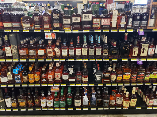 Liquor Store «B&B Liquor Warehouse», reviews and photos, 7002 S Mingo Rd, Tulsa, OK 74133, USA