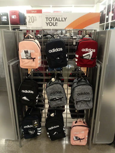 Department Store «JCPenney», reviews and photos, 3742 Brookwall Dr #10, Akron, OH 44333, USA