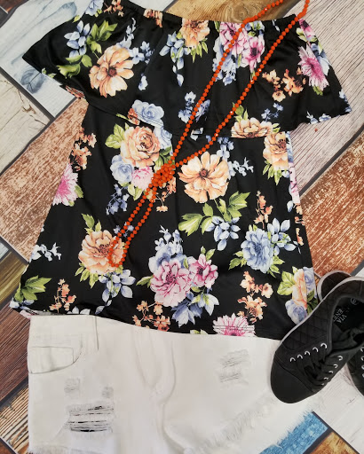 Florist «A & F Boutique LLC», reviews and photos, 13791 US-87, La Vernia, TX 78121, USA