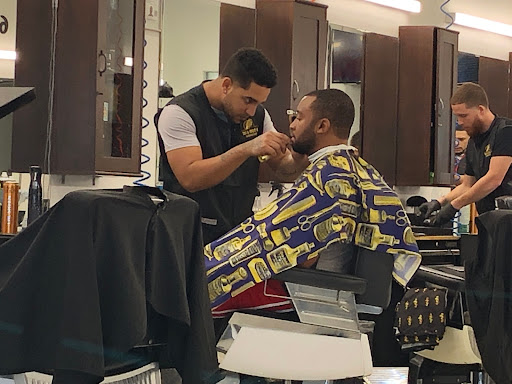 Barber Shop «In & Out 2 Barbershop & Salon», reviews and photos, 2147 E Semoran Blvd, Apopka, FL 32703, USA