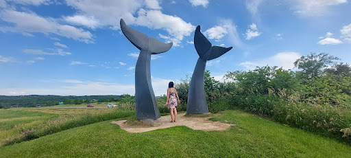 Monument «Reverence (Whales Tails)», reviews and photos, I-89, South Burlington, VT 05403, USA