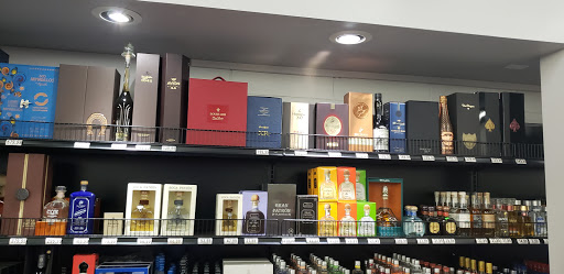 Liquor Store «Canyon City Liquor», reviews and photos, 424 W Foothill Blvd, Azusa, CA 91702, USA