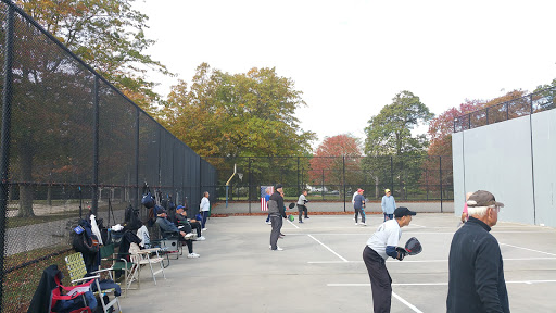 Park «Post Park», reviews and photos, 451 Unqua Rd, Massapequa Park, NY 11762, USA