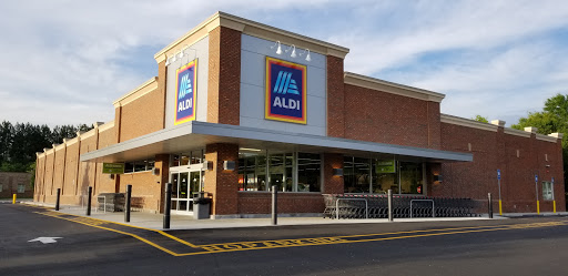 ALDI, 200 W Village Dr, Woodstock, GA 30188, USA, 