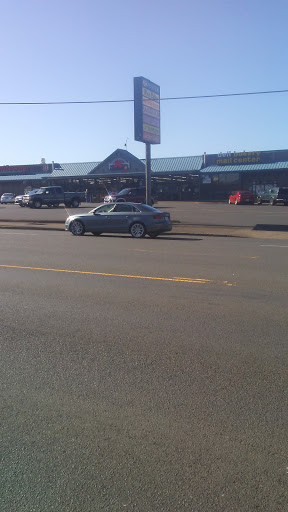 Grocery Store «JC Market Thriftway», reviews and photos, 107 North Coast Highway, Newport, OR 97365, USA