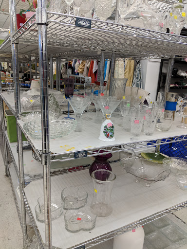 Thrift Store «Goodwill Industries Store & Donation Center», reviews and photos, 258 Livingston St, Brooklyn, NY 11201, USA