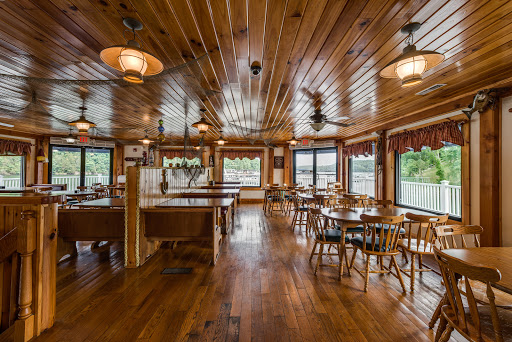 Marina «Mitchell Creek Marina», reviews and photos, 1260 Livingston Boat Dock Rd, Allons, TN 38541, USA