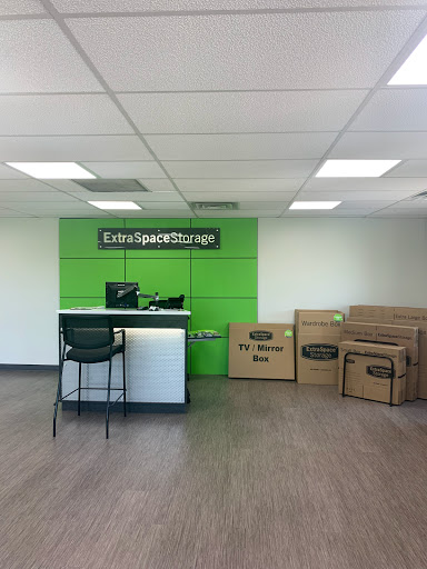 Storage Facility «Extra Space Storage», reviews and photos, 991 Milwaukee Ave, Deerfield, IL 60015, USA