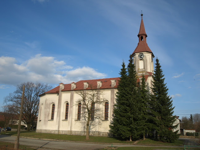 Recenze na Evangelický kostel (Opatov) v Pardubice - Kostel