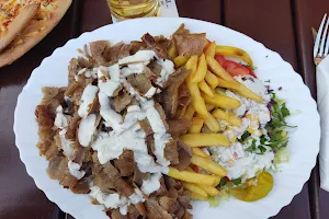 Stern Kebab-Pizzeria image