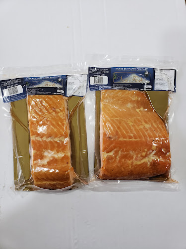 Salmon Von Fach - Tienda de ultramarinos