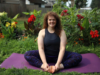 Kristy van den Bosch: Doula and Yoga Services