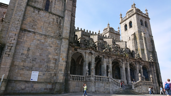 Avaliações doOratório de São Sebastião em Porto - Igreja