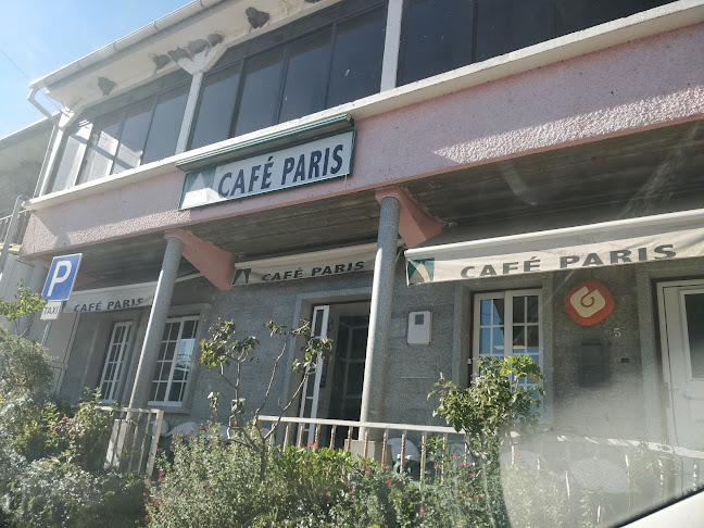 Cafė Paris