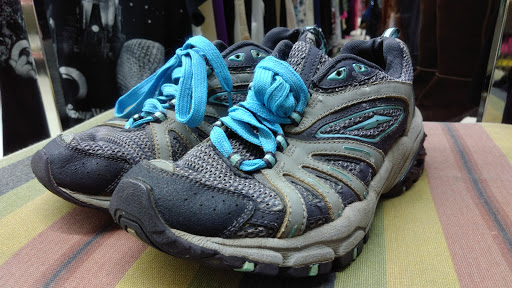 Thrift Store «Red Racks Thrift Store», reviews and photos, 1711 N Glenstone Ave, Springfield, MO 65803, USA