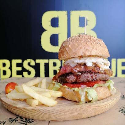 best burger manresa - Calle Barcelona 69_71, Carrer de Súria, 4, 08242 Manresa, Barcelona, Spain