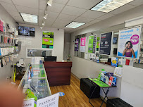 HELLO WIRELESS, REPAIRING, UNLOCKING & HOME INTERNET (BEST SINCE 2004) - Photo 2 - Car repair in New York, NY, Manhattan
