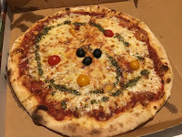 Plats et boissons du Pizzeria Pizz'A'Table à Besançon - n°1