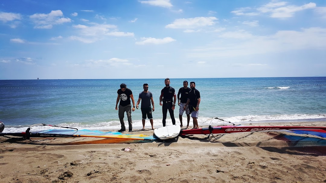 Baba Sails Rüzgar Sörfü Okulu Windsurf Yelken Üretimi ve tamir hizmetleri